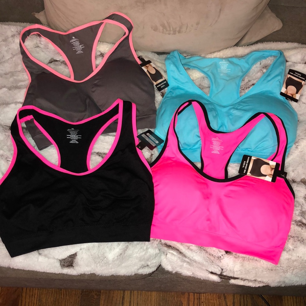 Set of 4 sports bras